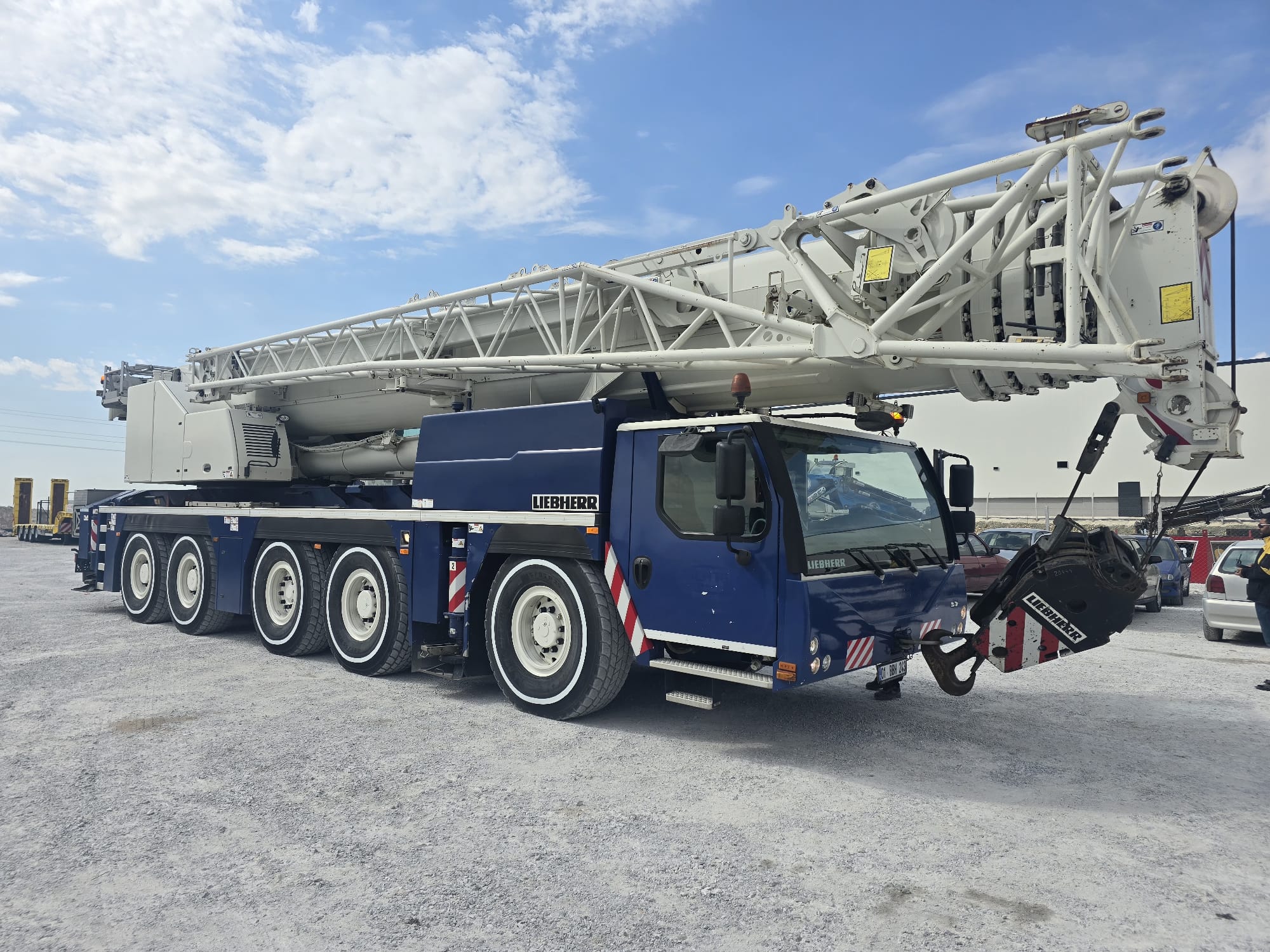 2015 MODEL LIEBHERR LTM 1160 MV - 5.2